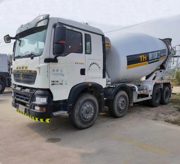 二中欧体育ac米兰
罐车