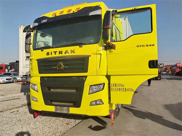 二手金标汕德卡牵引