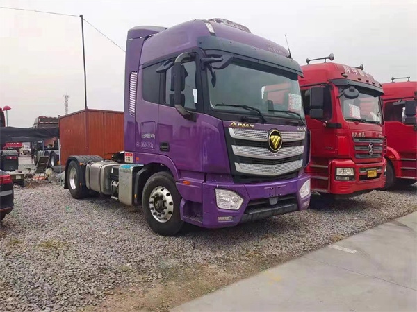 二手欧曼单驱牵引车