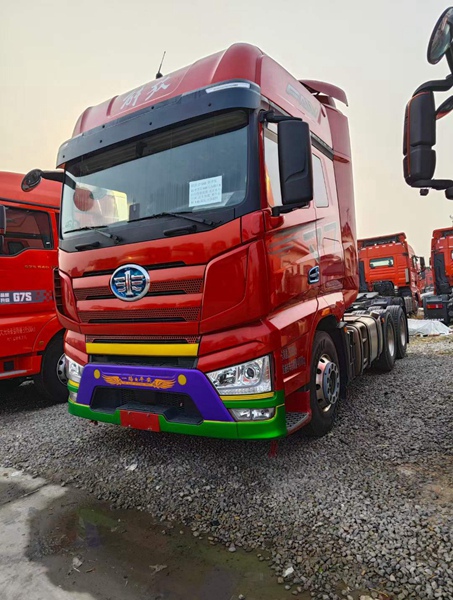 二手解放J7牵引车