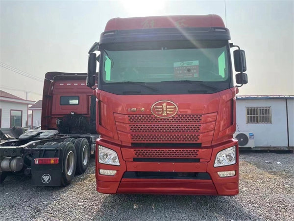 二手解放牵引车头