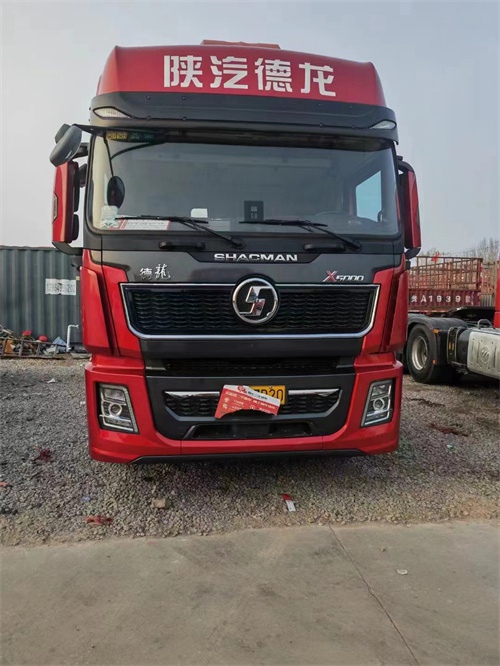 二手德龙X5000牵引车