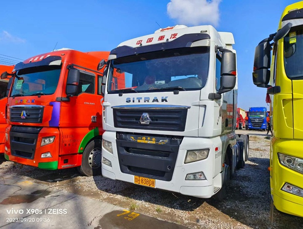 18年汕德卡540马力牵引车