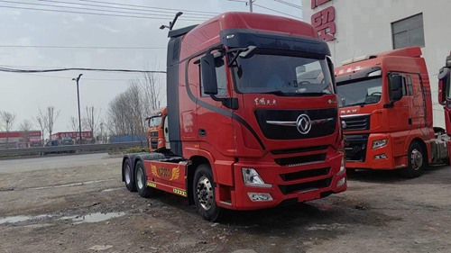 二手东风天龙LNG燃气牵引车