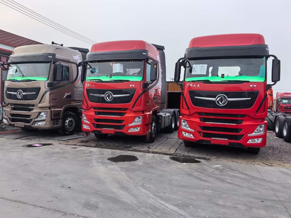 二手东风天龙600马力王者牵引车