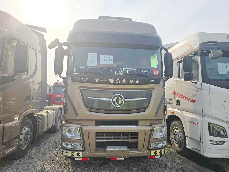 ac米兰的体育东风天龙旗舰KX560马力