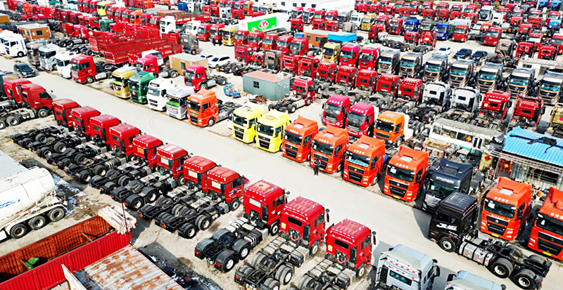 锦旗寄初心，服务暖卡友——ac米兰合作体育平台用实力赢得信赖